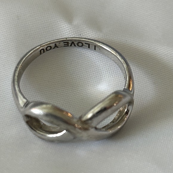 James Avery Jewelry - James Avery Retired Bold Infinity Ring Size 6.0 925 Sterling Silver I Love You